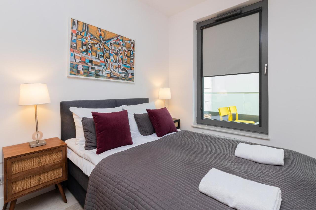 Plac Unii Apartment Gdynia City Centre By Noclegi Renters Ngoại thất bức ảnh