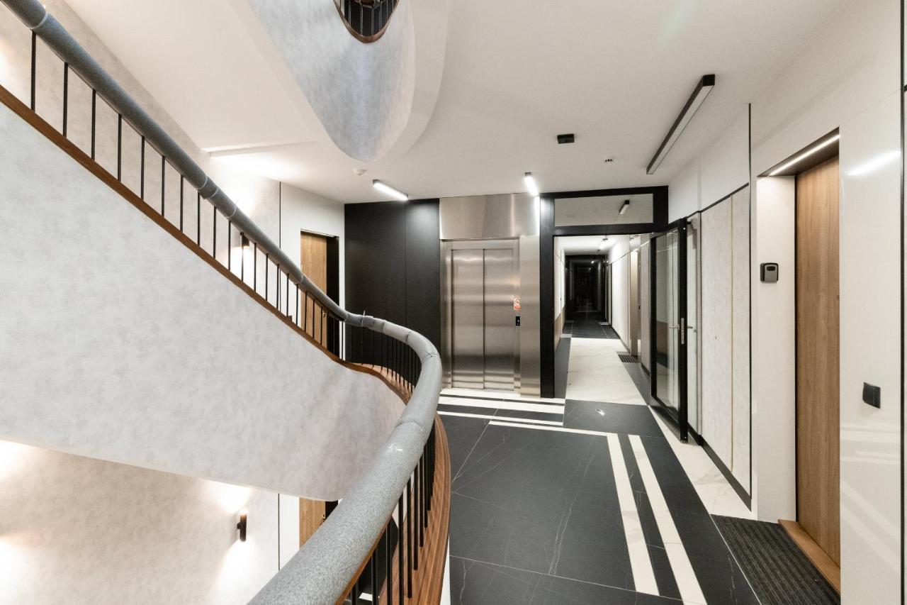 Plac Unii Apartment Gdynia City Centre By Noclegi Renters Ngoại thất bức ảnh